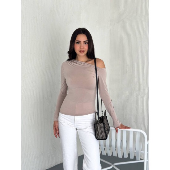 224957 TOPTAN BEJ BLUZ