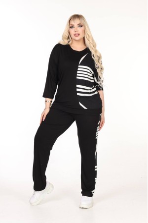 225549 TOPTAN SİYAH EŞOFMAN TAKIM