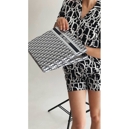 226702 Patterned PAJAMAS