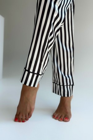 226744 Patterned PAJAMAS