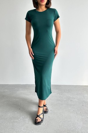 226909 Изумрудно-зеленый ОДЕВАТЬСЯ