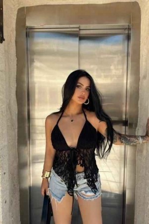 227879 TOPTAN SİYAH CROP