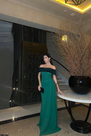 228301 "Emerald green" "Evening dress"