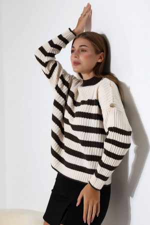 228415 ÇİZGİLİ KAZAK