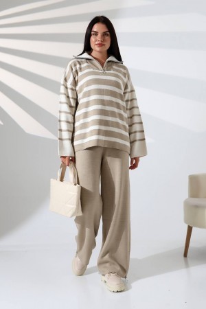 228682 ÇİZGİLİ TAKIM