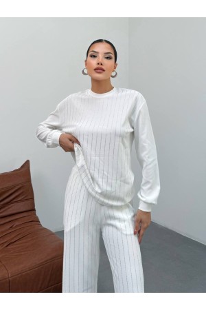 228919 BEYAZ EŞOFMAN TAKIM