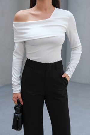 228962 WHITE BLOUSE