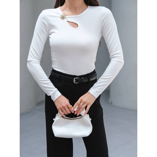 228980 WHITE BLOUSE