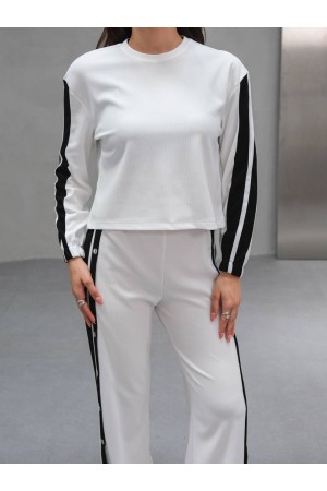 229019 BEYAZ EŞOFMAN TAKIM