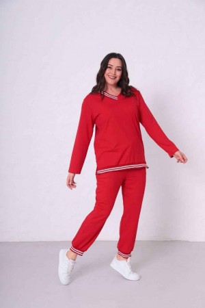 229340 KIRMIZI EŞOFMAN TAKIM