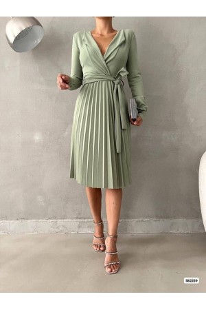 229978 SU YEŞİL ELBİSE