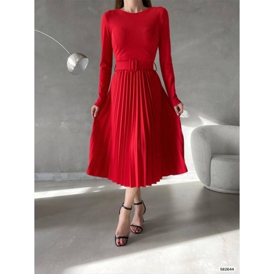 230369 KIRMIZI ELBİSE