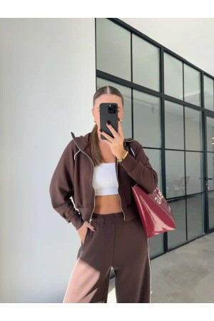 230625 COFFEE "Tracksuit Team"