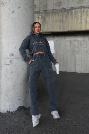 230872 GRİ EŞOFMAN TAKIM