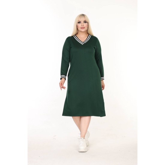 231005 "Emerald green" DRESS