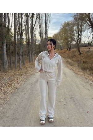 231254 EKRU EŞOFMAN TAKIM