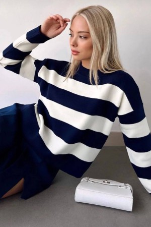 231330 ÇİZGİLİ KAZAK