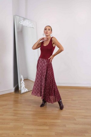 231517 KIRMIZI ELBİSE