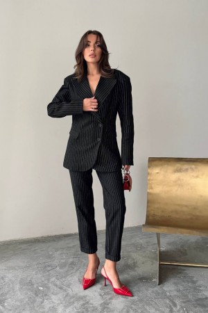 231596 ÇİZGİLİ TAKIM