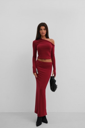 F43579935064247 Burgundy SKIRT