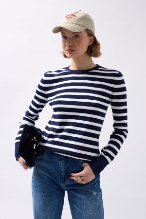 F44450439102647 BEYAZ BLUZ