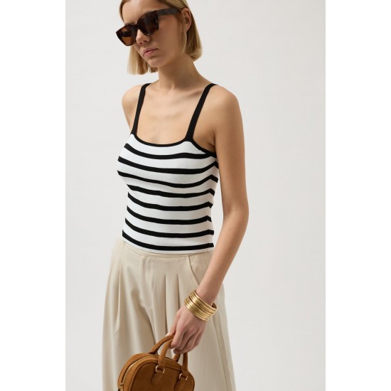 F44528238264503 BLACK BLOUSE