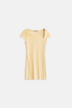 F44678373572791 SARI ELBİSE