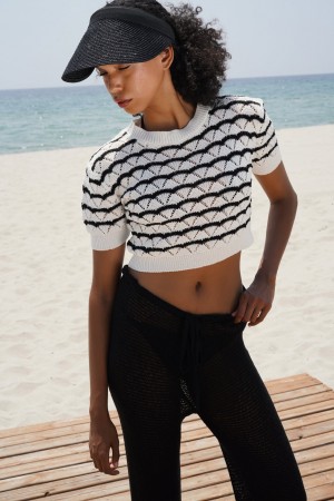 F44883911901367 SİYAH BLUZ