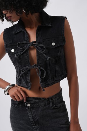 F45020207972535 SİYAH YELEK