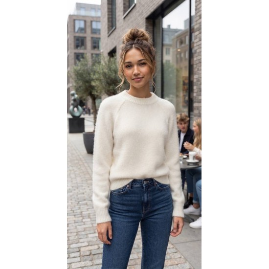 SOFT YARN KNITTED SWEATER 192138