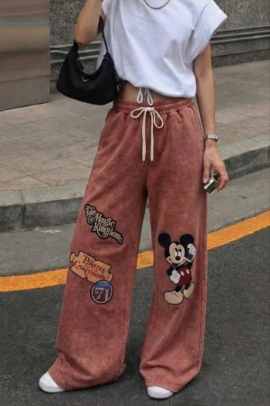 185335 TILE "Tracksuits six"