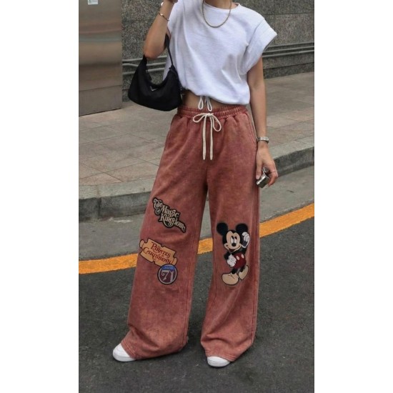 185335 TILE "Tracksuits six"