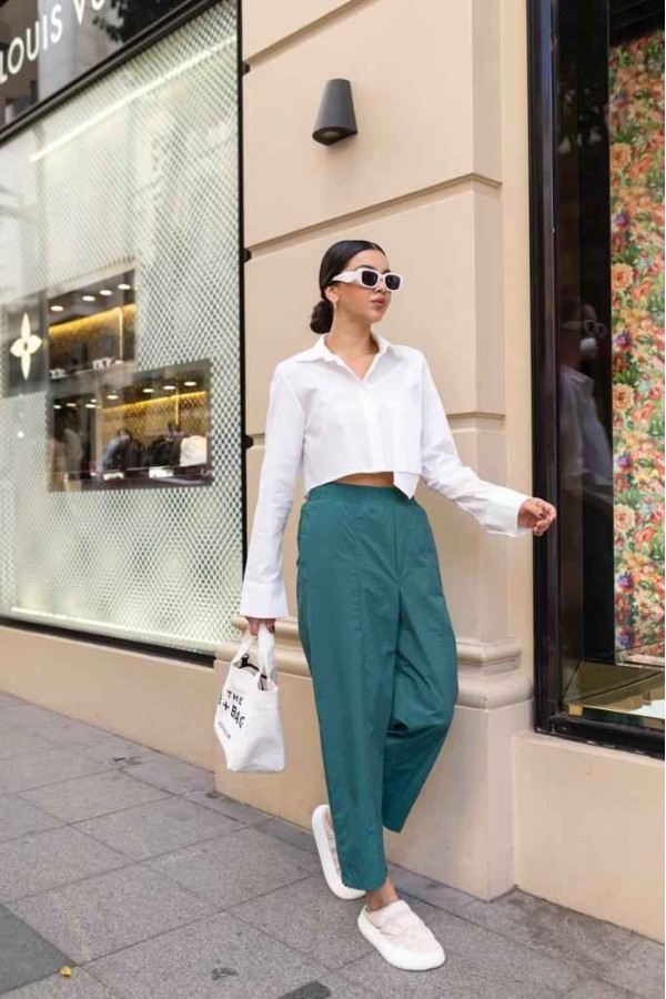 117000 GREEN TROUSERS