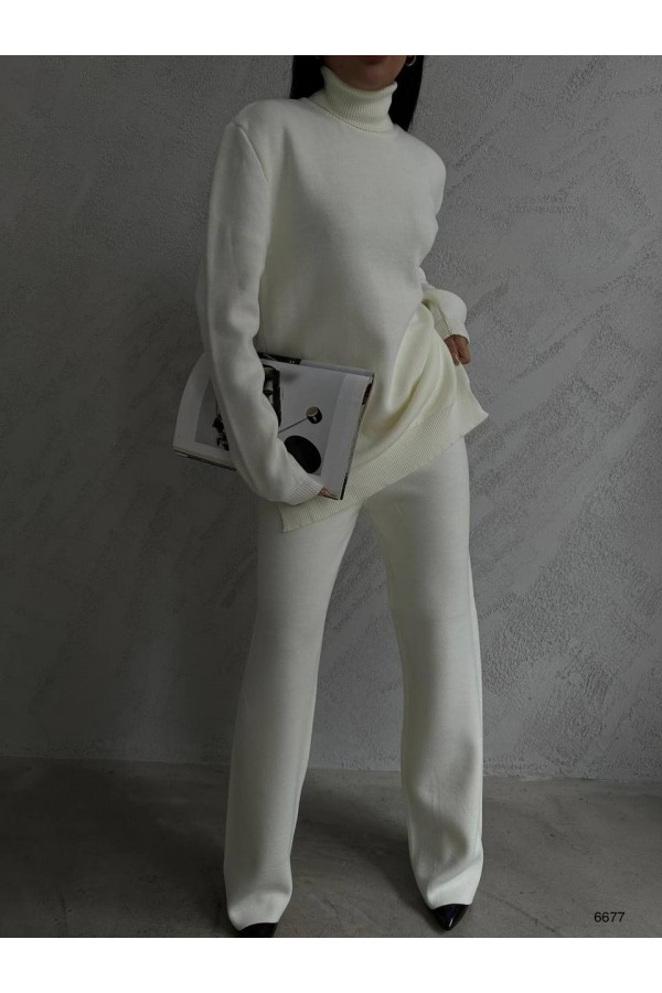140348 white Pants suit