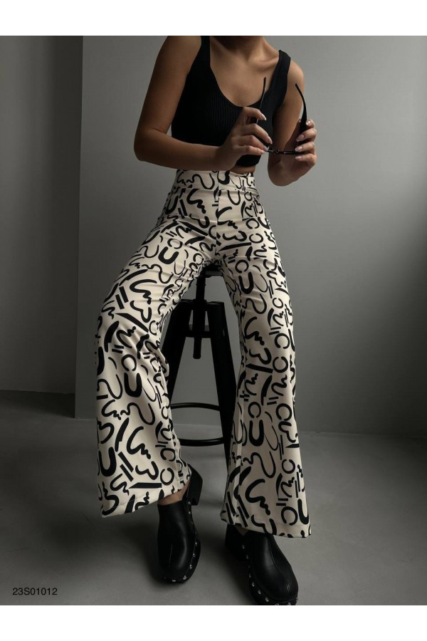 152768 patterned TROUSERS
