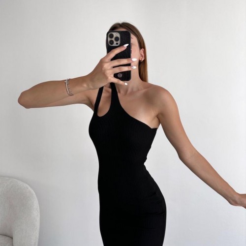 173000 TOPTAN SİYAH ELBİSE 173000 TOPTAN SİYAH ELBİSE toptan bayan giyim