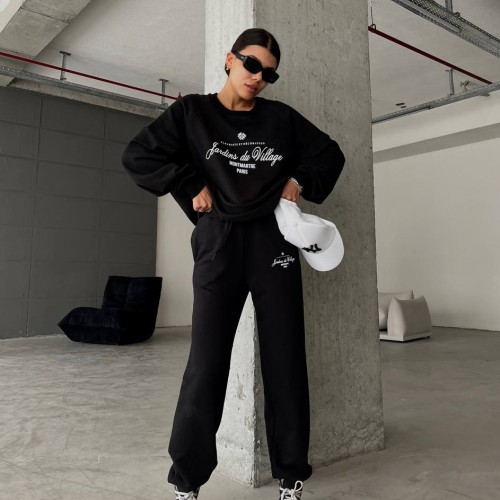 175480 TOPTAN BASKILI EŞOFMAN TAKIM 175480 TOPTAN BASKILI EŞOFMAN TAKIM toptan bayan giyim