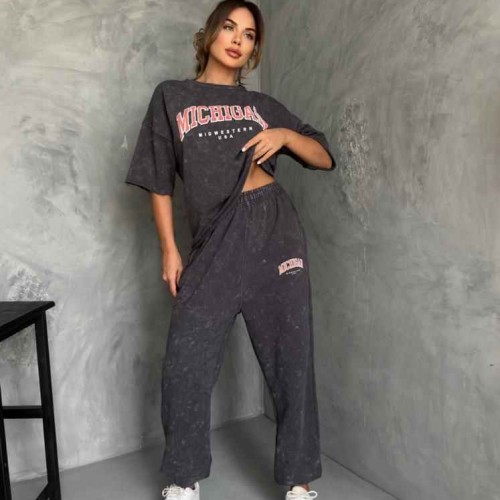 175985 TOPTAN BASKILI EŞOFMAN TAKIM toptan bayan giyim