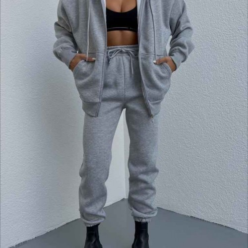 175990 TOPTAN GRİ EŞOFMAN TAKIM 175990 TOPTAN GRİ EŞOFMAN TAKIM toptan bayan giyim