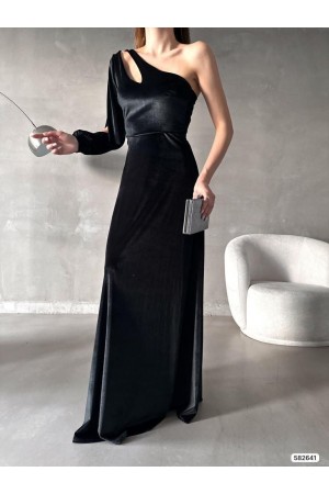 181052 black Evening dress