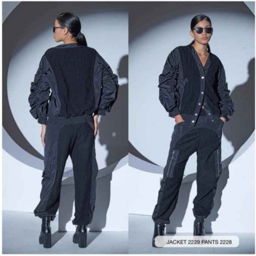 203355 TOPTAN SİYAH CEKET 203355 TOPTAN SİYAH CEKET toptan bayan giyim