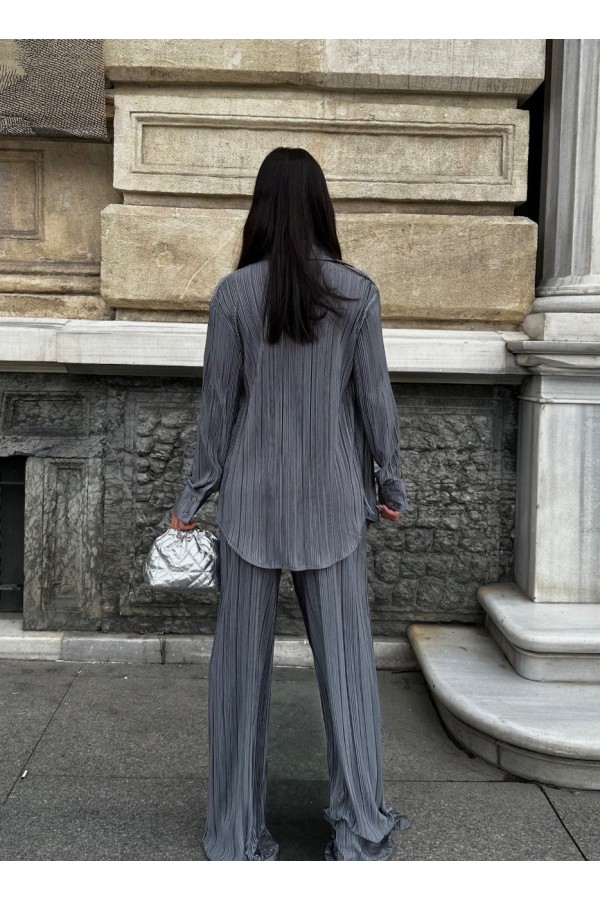 204022 Grey Pants suit