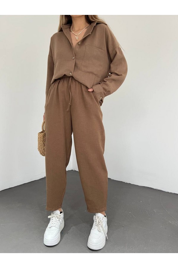 204660 coffee Pants suit