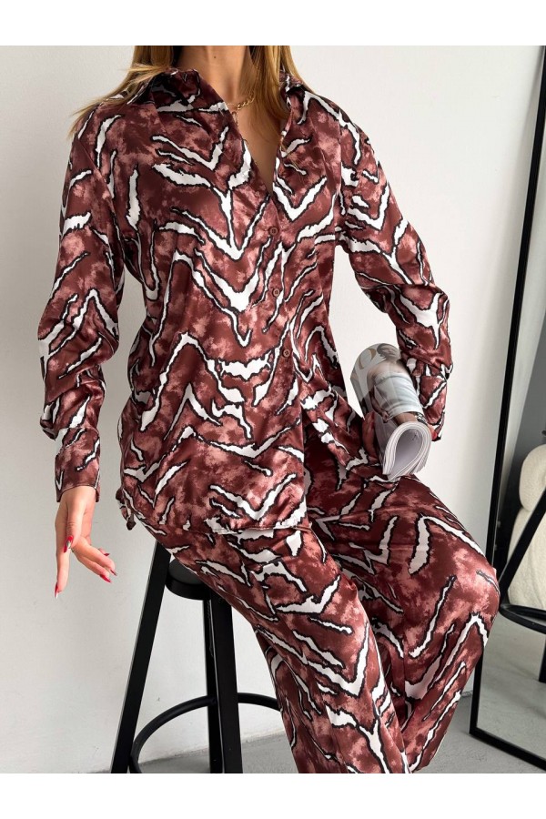 205414 patterned Pants suit