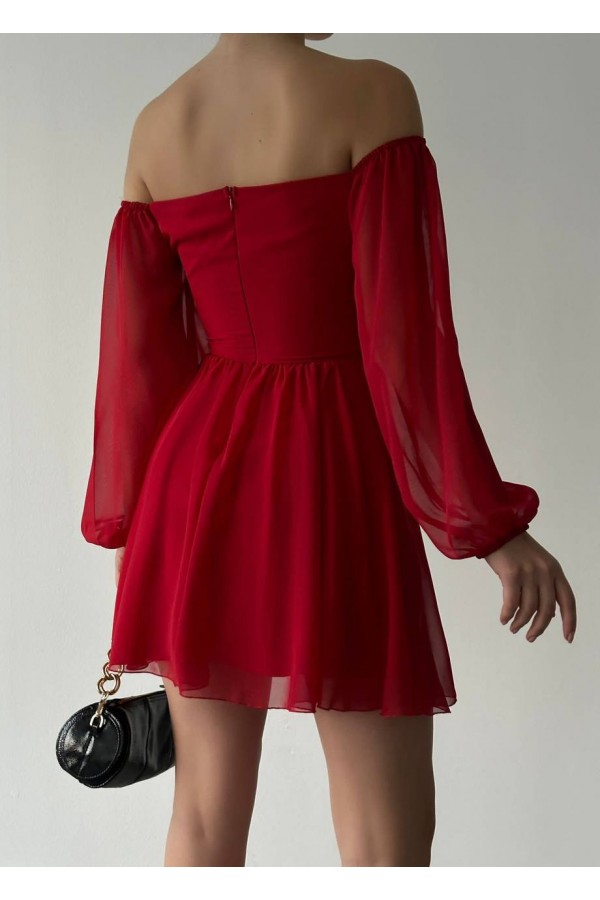 207593 أحمر فستان