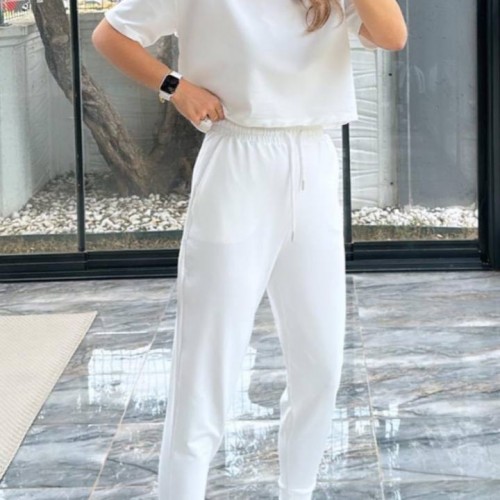 207981 TOPTAN BEYAZ EŞOFMAN TAKIM toptan bayan giyim