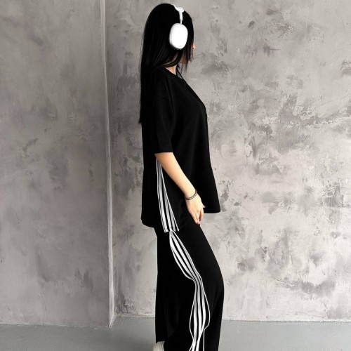 209908 TOPTAN SİYAH EŞOFMAN TAKIM 209908 TOPTAN SİYAH EŞOFMAN TAKIM toptan bayan giyim