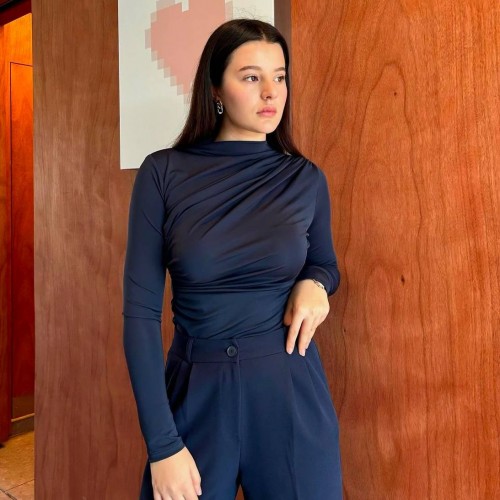 220094 TOPTAN LACİVERT BLUZ 220094 TOPTAN LACİVERT BLUZ toptan bayan giyim