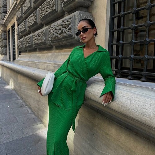 220132 TOPTAN YEŞİL ETEK TAKIM 220132 TOPTAN YEŞİL ETEK TAKIM toptan bayan giyim