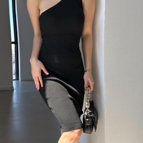 224056 TOPTAN SİYAH ELBİSE toptan bayan giyim